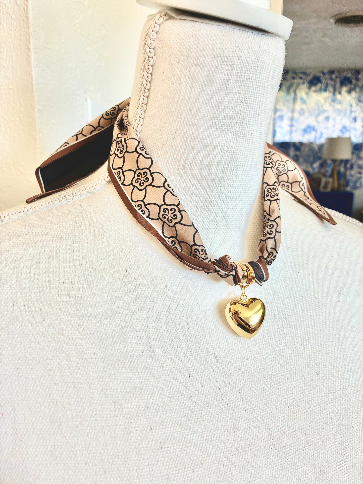 Bubble Heart Charves