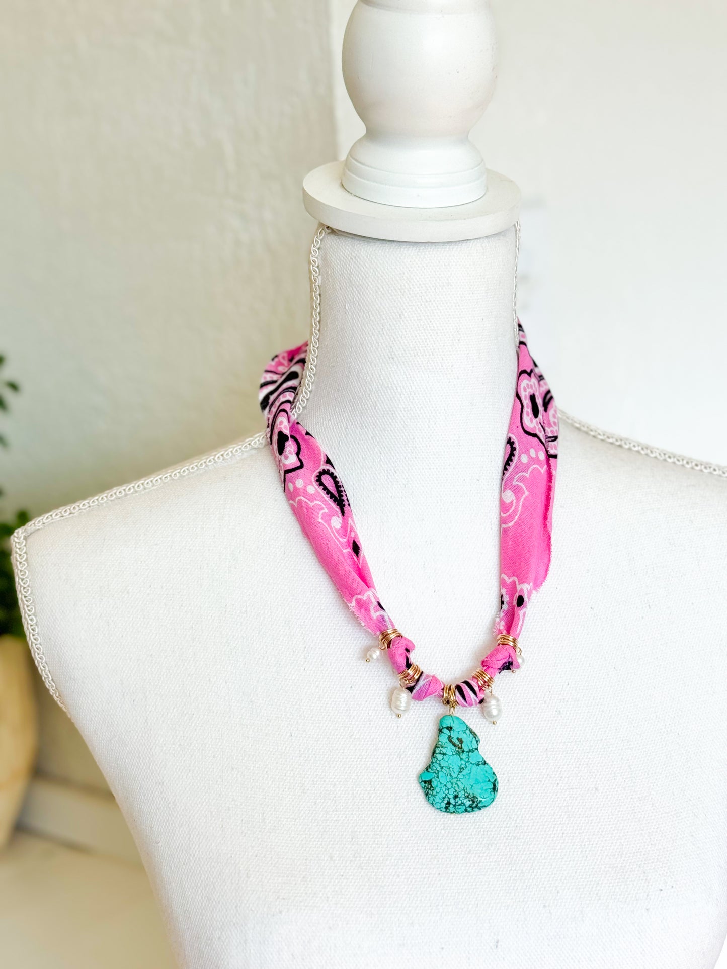 The Charlie Necklace