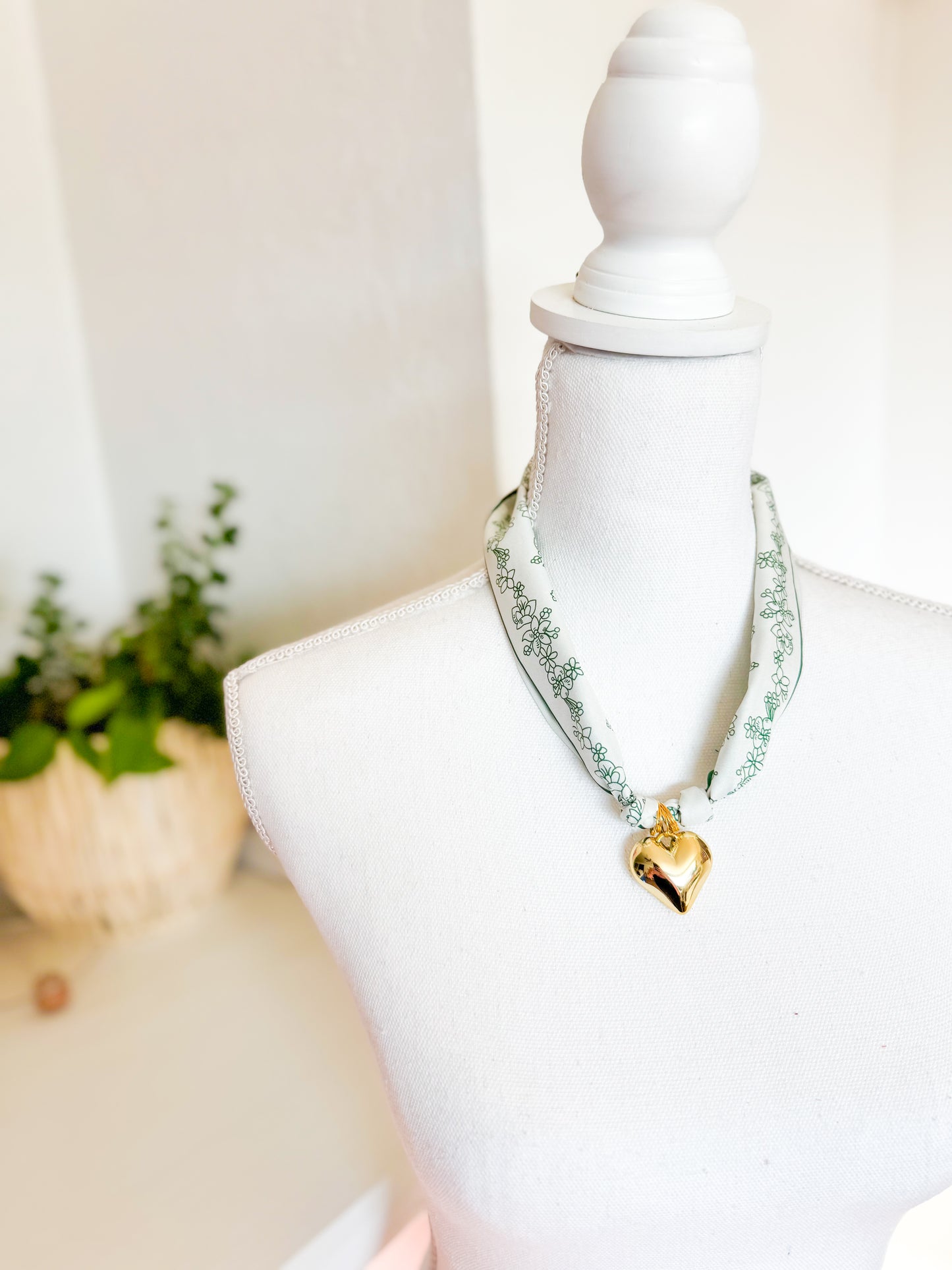 Bubble Heart Charves